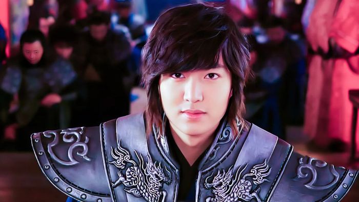 9 kiểu tóc ấn tượng của Lee Min Ho trong các bộ phim Hàn Quốc (Phần 7)